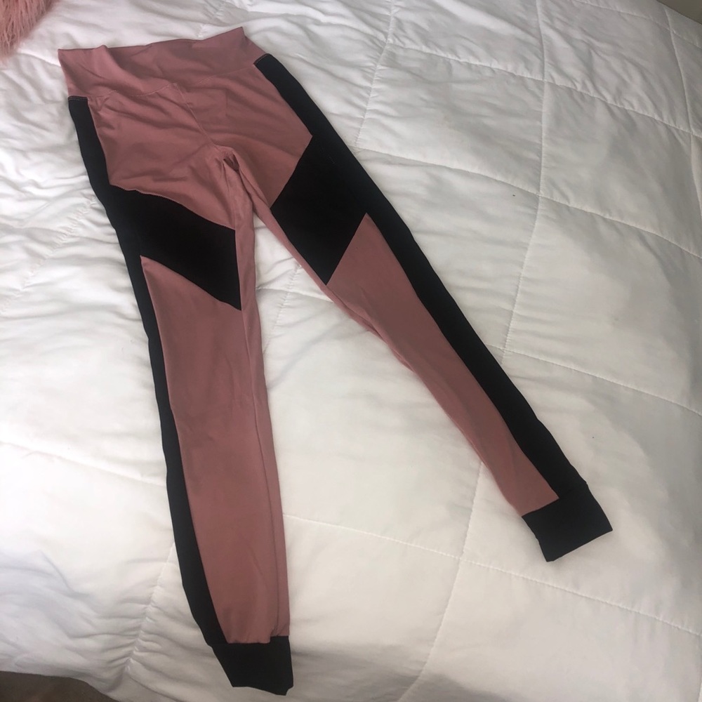 Active leggings